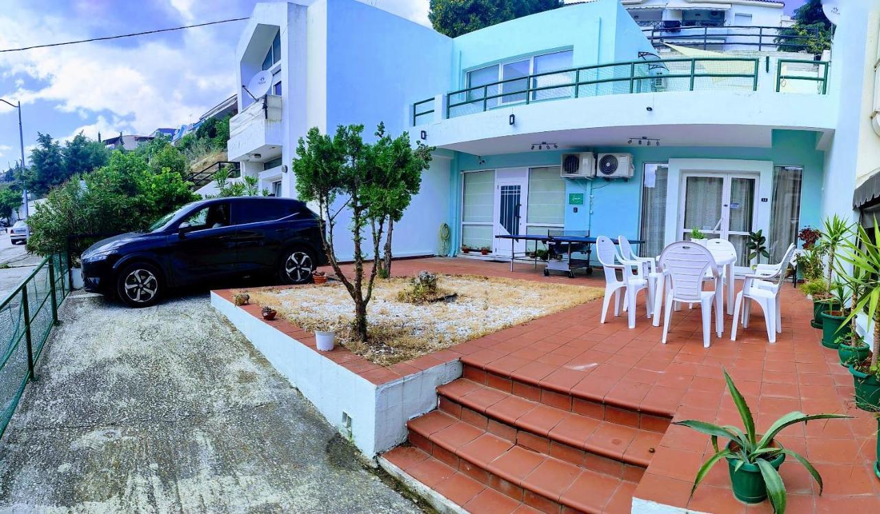 Апартаменты Grace : Garden And Terrace House Кавала Экстерьер фото